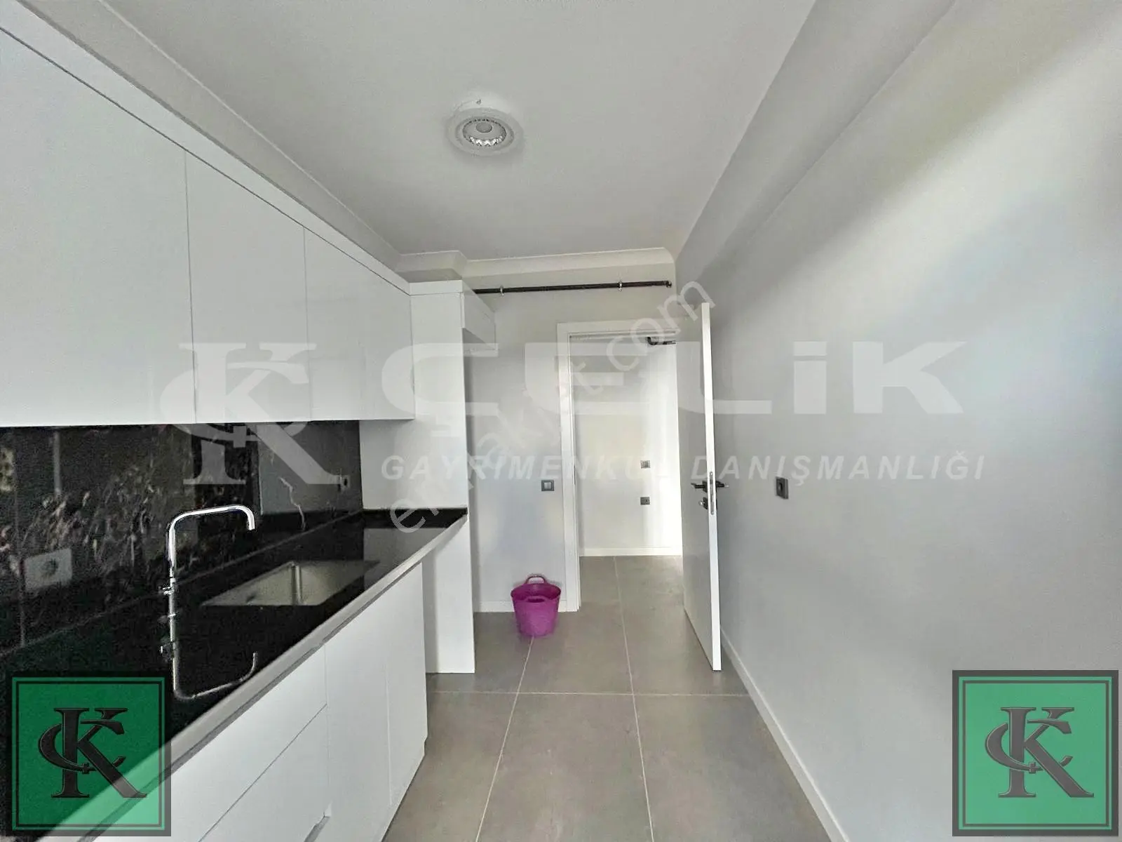 Çelik'ten Adliye Mevkisinde 2+1 Arakat Satılık Daire — fotoğraf 9