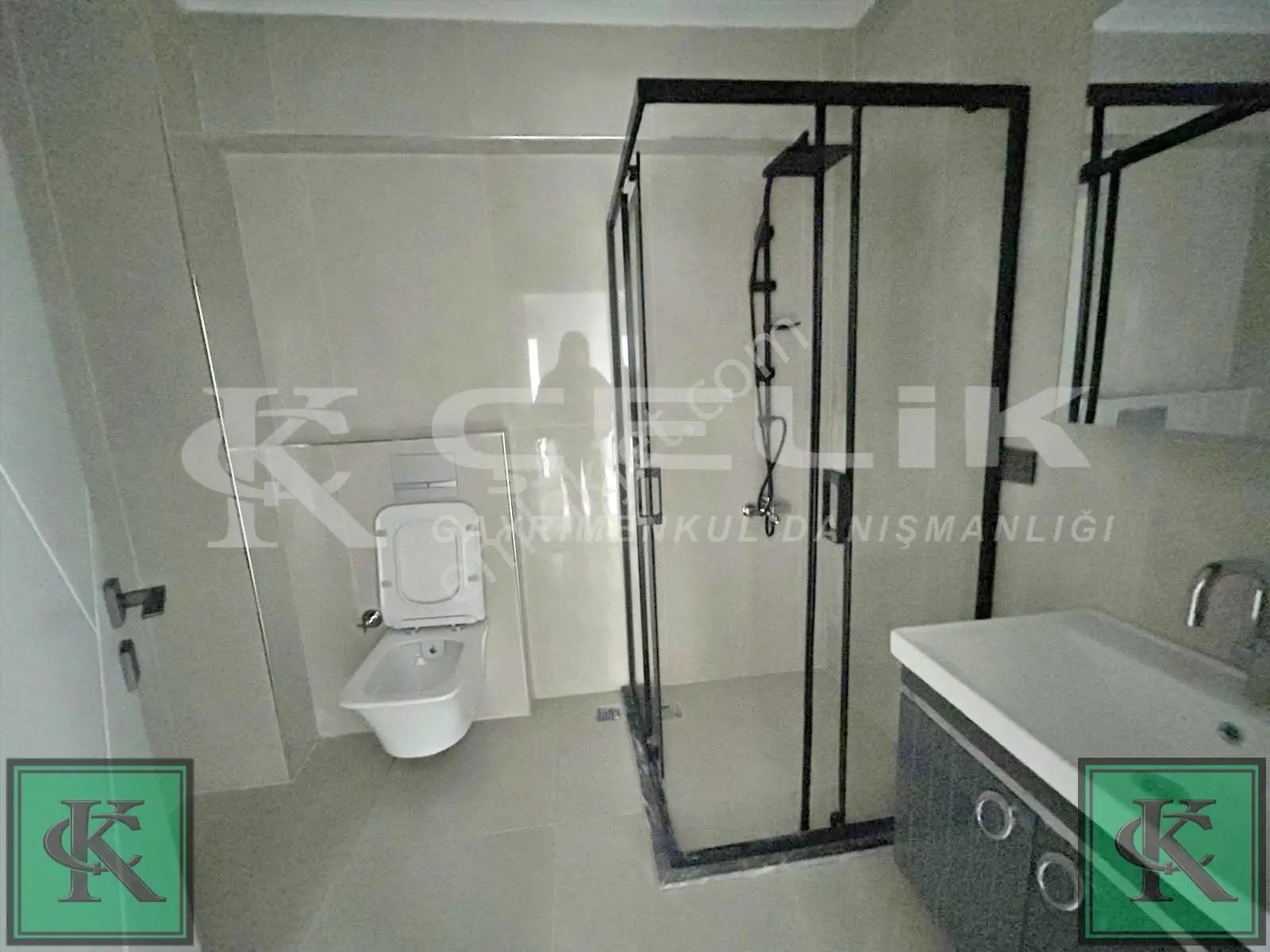 Çelik'ten Adliye Mevkisinde 2+1 Arakat Satılık Daire — fotoğraf 17