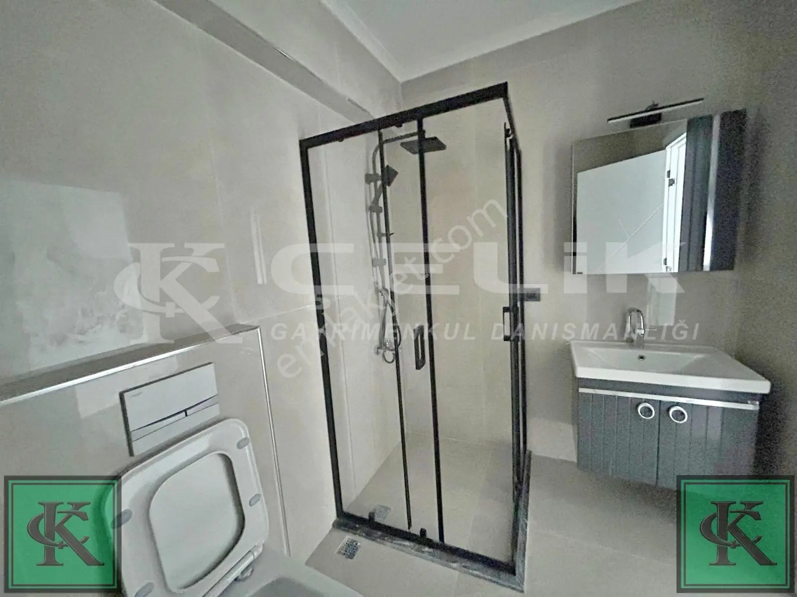 Çelik'ten Adliye Mevkisinde 2+1 Arakat Satılık Daire — fotoğraf 18