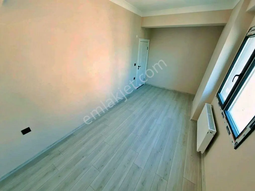 Uytundan Edremit Merkezde Müstakil Tadında Sıfır 3+1 Dubleks — fotoğraf 22