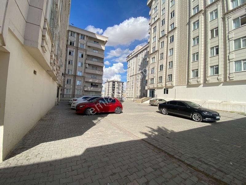 Doğukent Mahallesi İkiz Kuleler Yanı 2+1 Satılık Ara Kat — fotoğraf 11