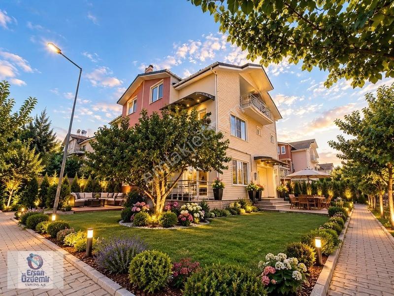 Ersan Özdemirden Cennetayağında Site İçinde Geniş Bahçeli 4+1 — fotoğraf 3