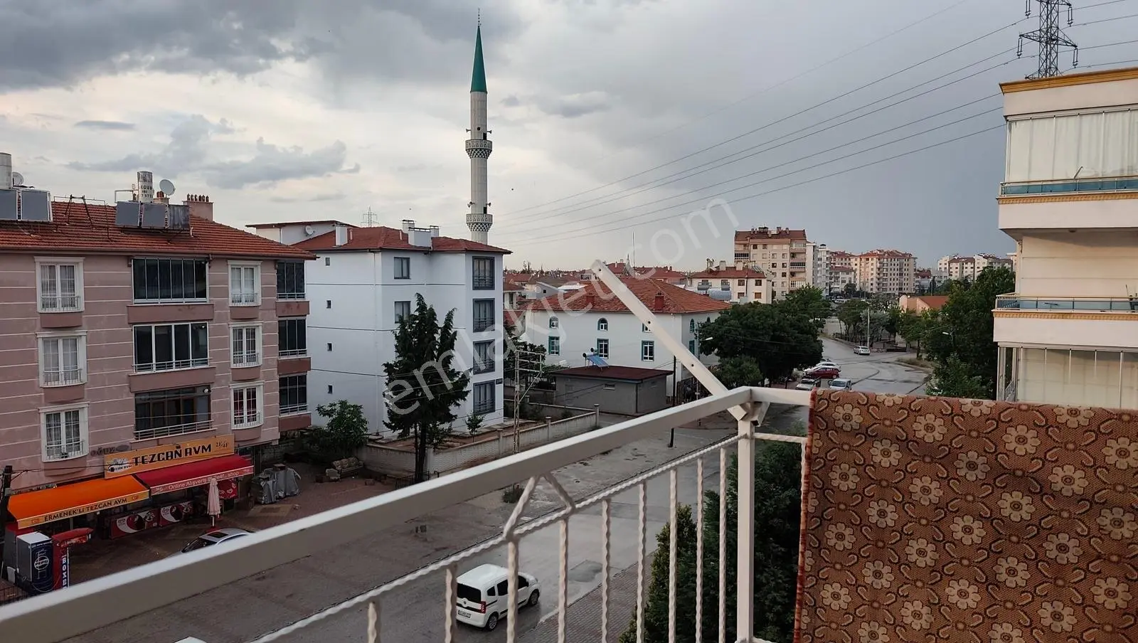 Akşemsettin'de Yenilenmiş Ara Kat Masrafsız Satılık 3+1 Daire — fotoğraf 5