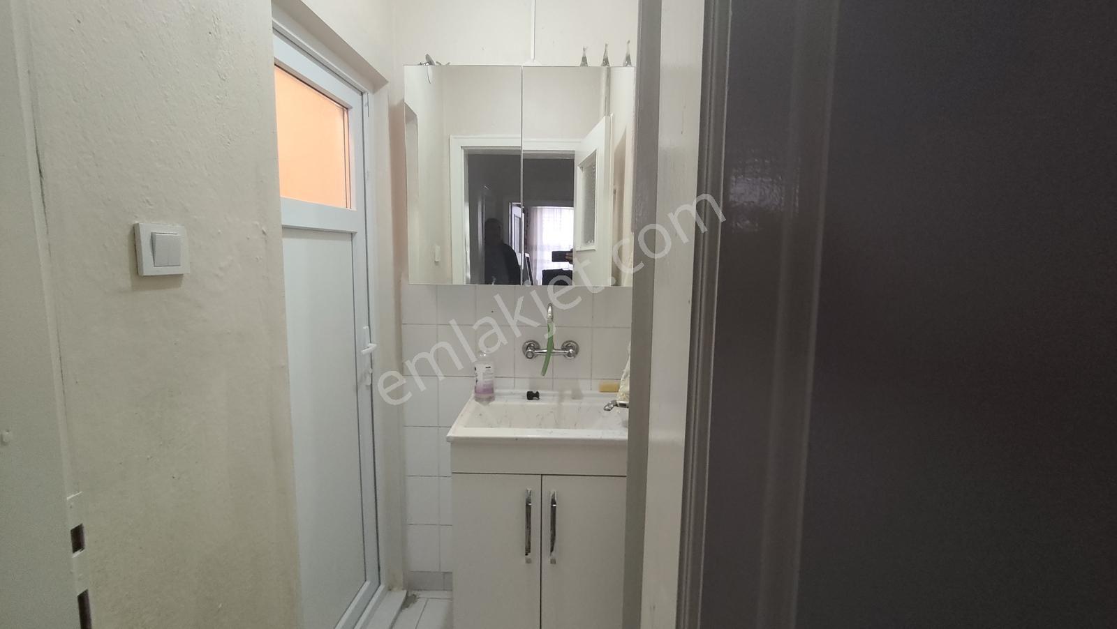Akşemsettin'de Yenilenmiş Ara Kat Masrafsız Satılık 3+1 Daire — fotoğraf 14