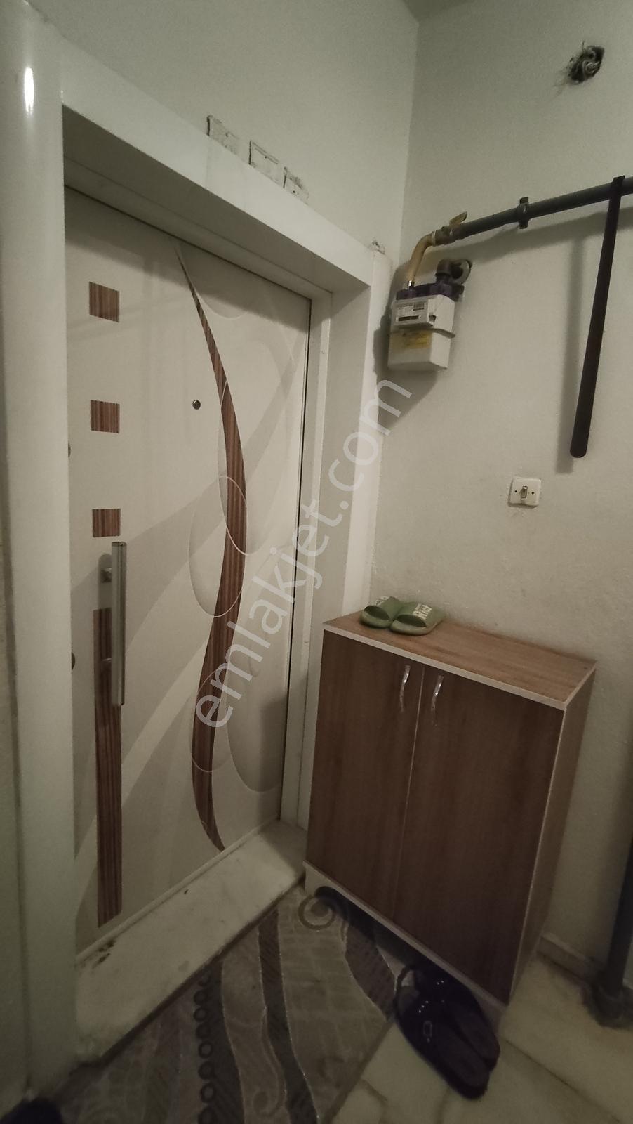 Akşemsettin'de Yenilenmiş Ara Kat Masrafsız Satılık 3+1 Daire — fotoğraf 22
