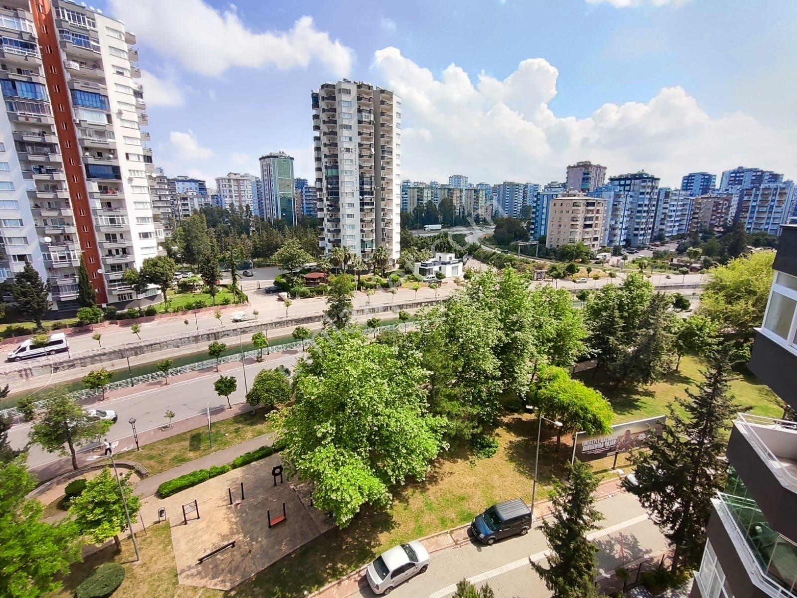 Mavi Bul.sehitler Parkı İkram Dondurma Karşısı 3+1 Satilik Luks — fotoğraf 32