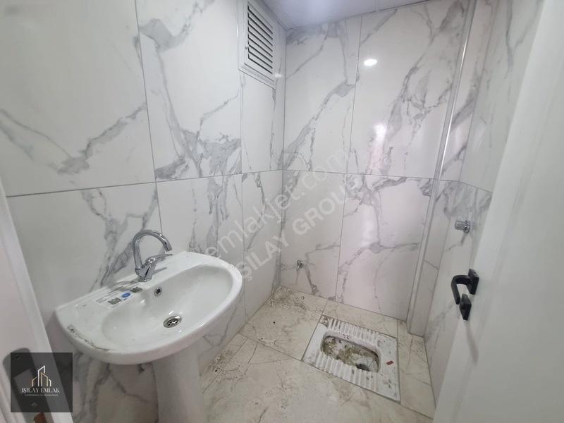 Afyon Hoca Ahmet Yesevi Mah. Cadde Üzeri Satılık Sıfır 3+1 Daire — fotoğraf 12