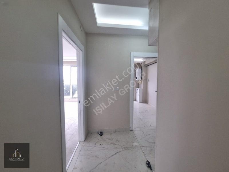 Afyon Hoca Ahmet Yesevi Mah. Cadde Üzeri Satılık Sıfır 3+1 Daire — fotoğraf 14