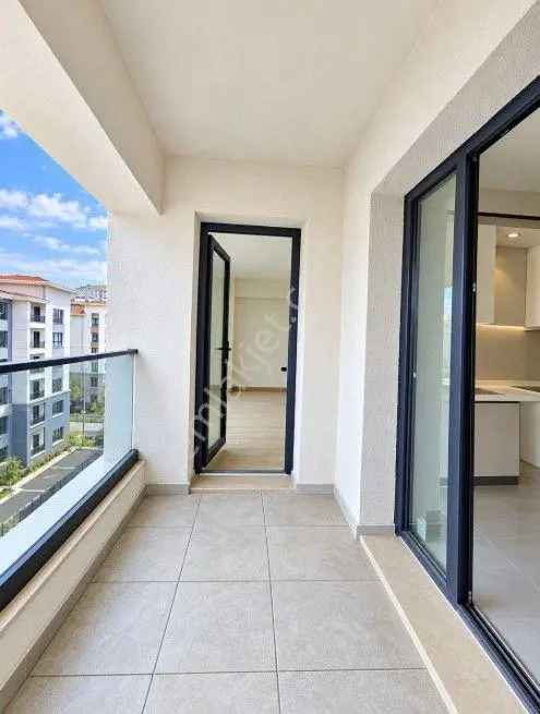 Toki 1 Etap Oturuma Hazır Ebeveyn Banyolu 3+1 Net 98 M2 — fotoğraf 7