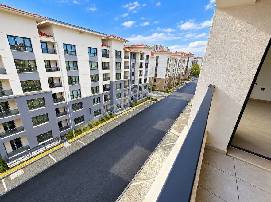 Toki 1 Etap Oturuma Hazır Ebeveyn Banyolu 3+1 Net 98 M2 — fotoğraf 8