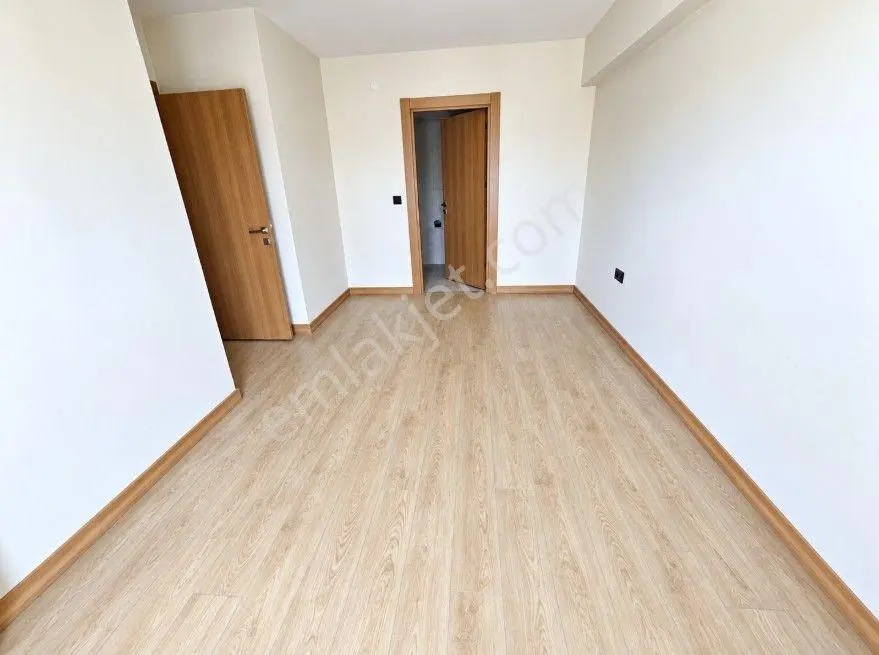 Toki 1 Etap Oturuma Hazır Ebeveyn Banyolu 3+1 Net 98 M2 — fotoğraf 10