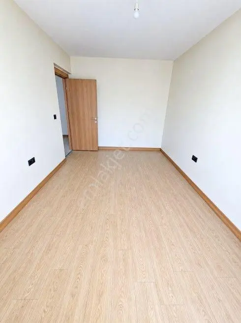 Toki 1 Etap Oturuma Hazır Ebeveyn Banyolu 3+1 Net 98 M2 — fotoğraf 13