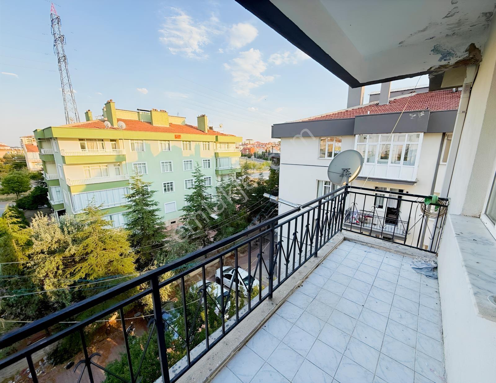 Bosna'da Üniversite Karşısı 2+1 Geniş Daire — fotoğraf 7