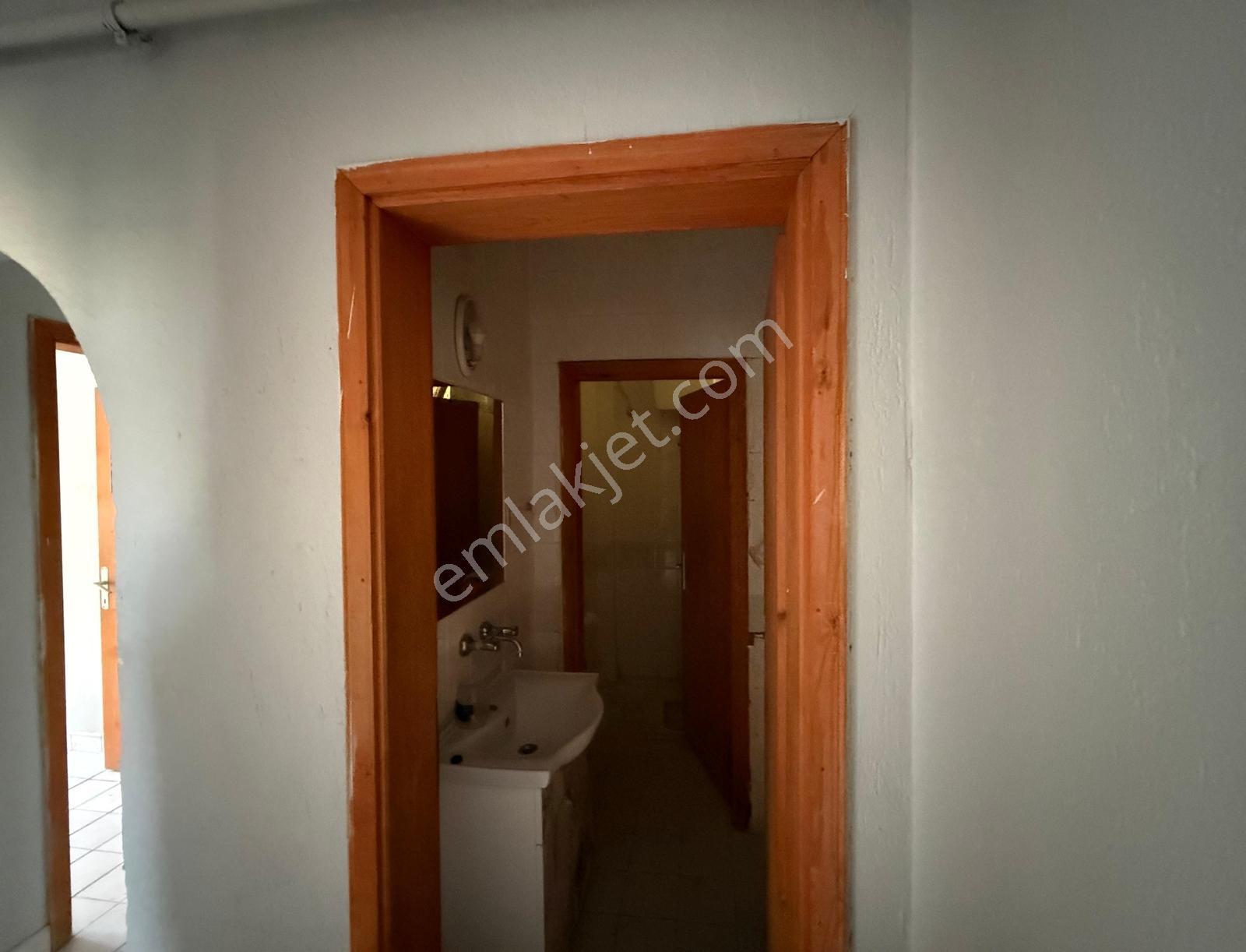 Bosna'da Üniversite Karşısı 2+1 Geniş Daire — fotoğraf 8