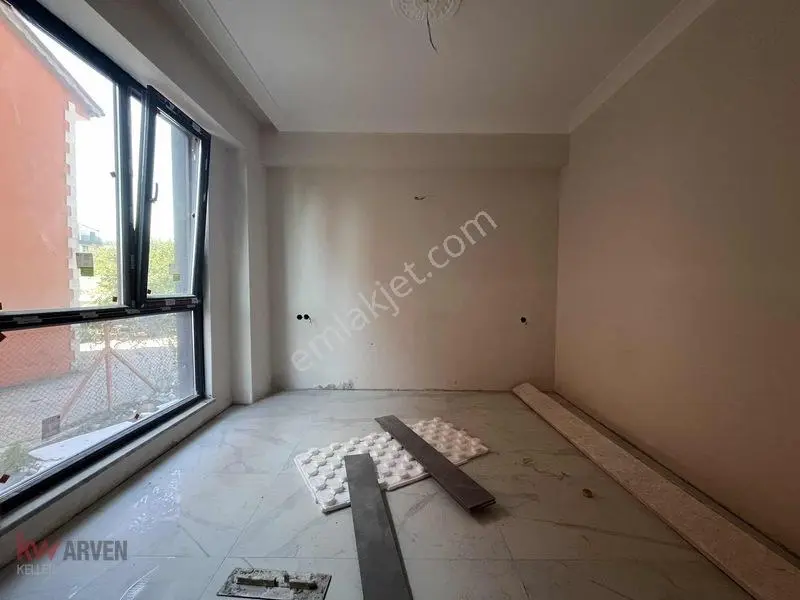 Kw Arven'den Başiskele'de Uygun Fiyatlı 2+1 Yüksek Giriş Daire — fotoğraf 24