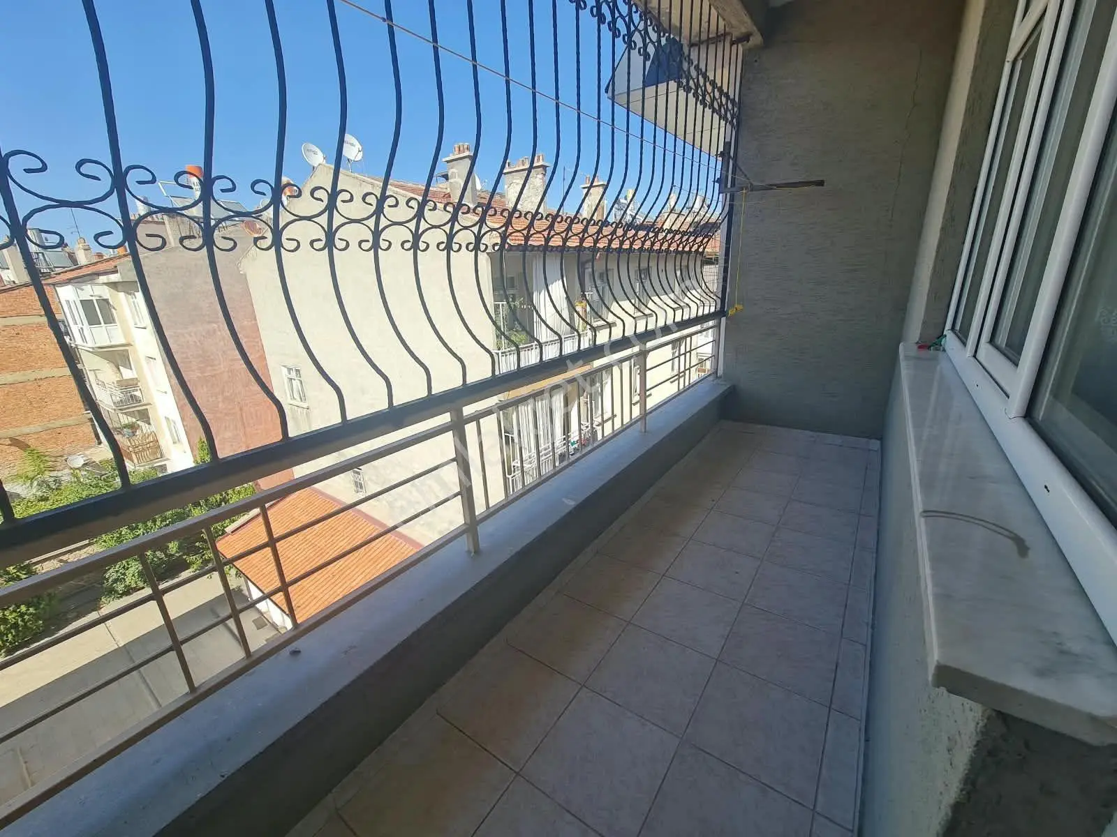Nakipoğlunda Merkezin Kalbinde, 145 M² Bakımlı Daire — fotoğraf 3