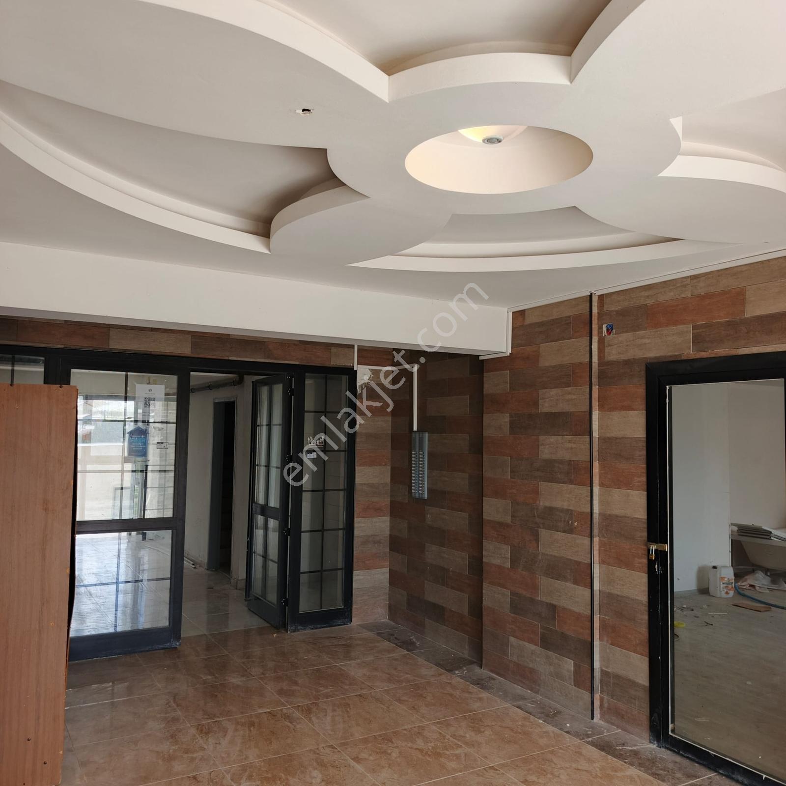 C.k.dan Güney Cephe Site İçinde Satılık 3+1 Daire — fotoğraf 10