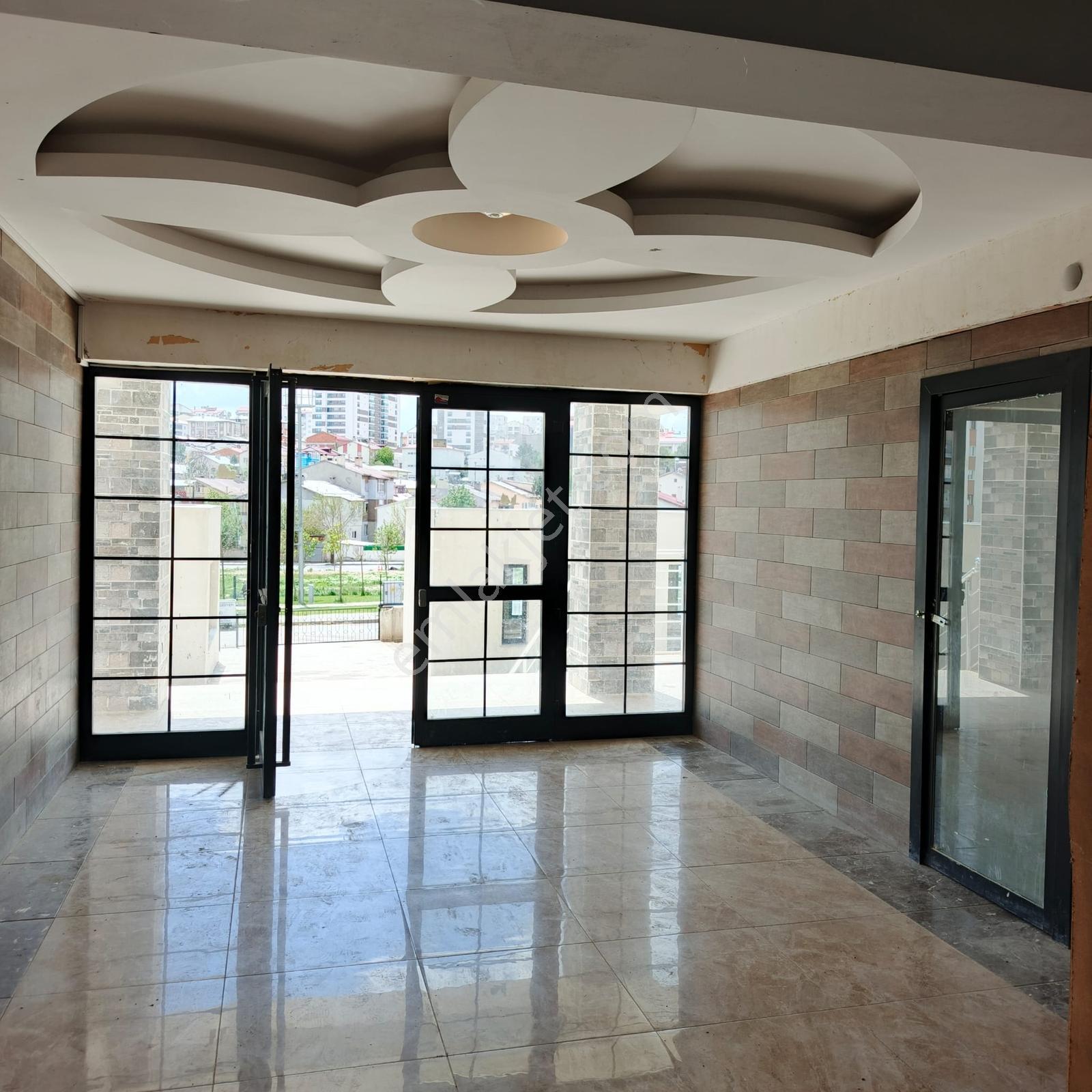 C.k.dan Güney Cephe Site İçinde Satılık 3+1 Daire — fotoğraf 12