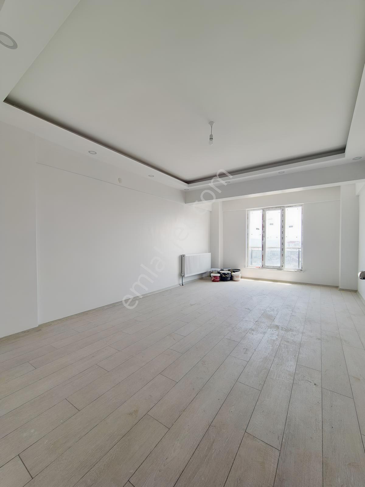 C.k.dan Güney Cephe Site İçinde Satılık 3+1 Daire — fotoğraf 23