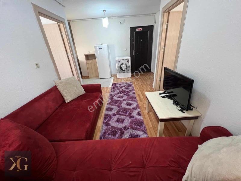 Pruvadan Görüklenin Merkezinde 2+1 Eşyalı Kiracısız Satılık