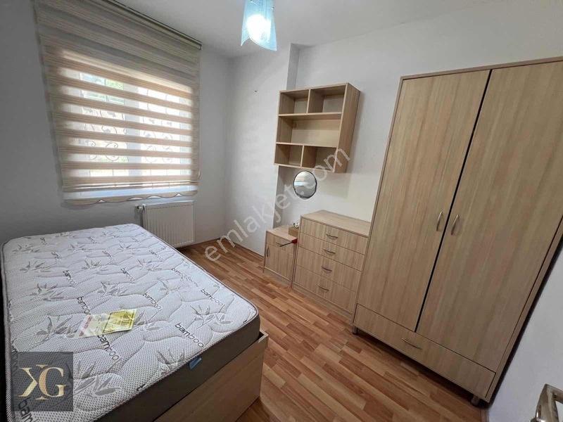 Pruvadan Görüklenin Merkezinde 2+1 Eşyalı Kiracısız Satılık — fotoğraf 7