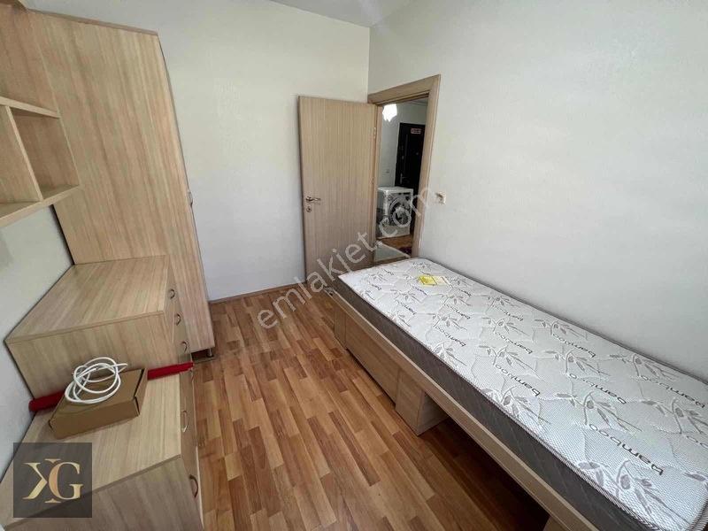 Pruvadan Görüklenin Merkezinde 2+1 Eşyalı Kiracısız Satılık — fotoğraf 8