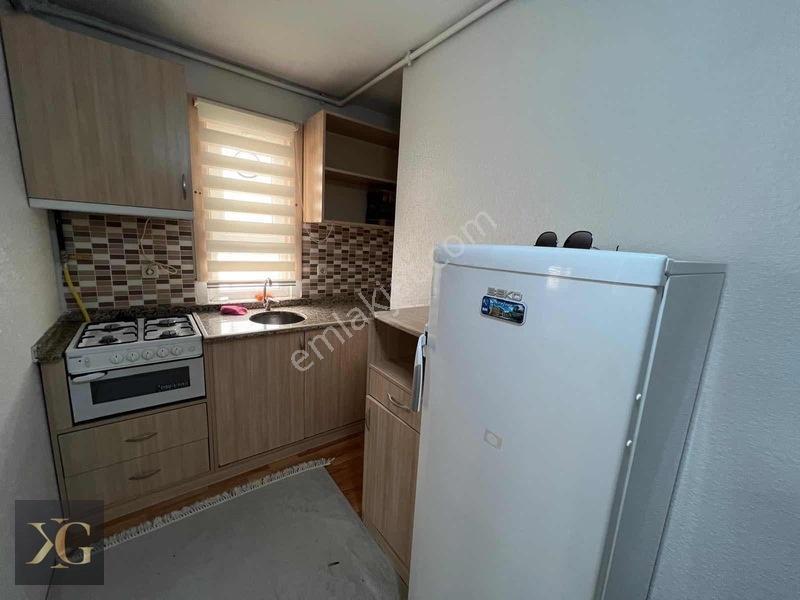 Pruvadan Görüklenin Merkezinde 2+1 Eşyalı Kiracısız Satılık — fotoğraf 12