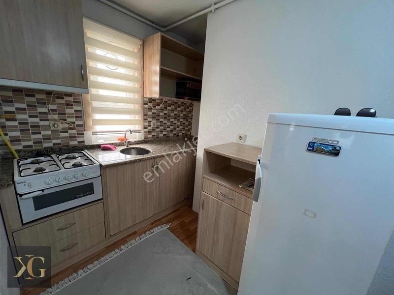 Pruvadan Görüklenin Merkezinde 2+1 Eşyalı Kiracısız Satılık — fotoğraf 13