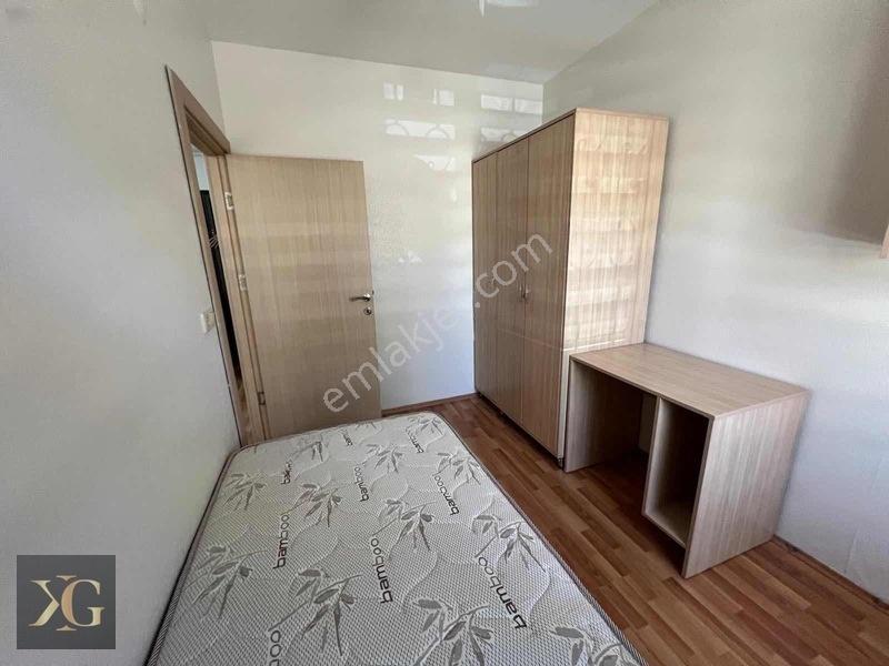 Pruvadan Görüklenin Merkezinde 2+1 Eşyalı Kiracısız Satılık — fotoğraf 14