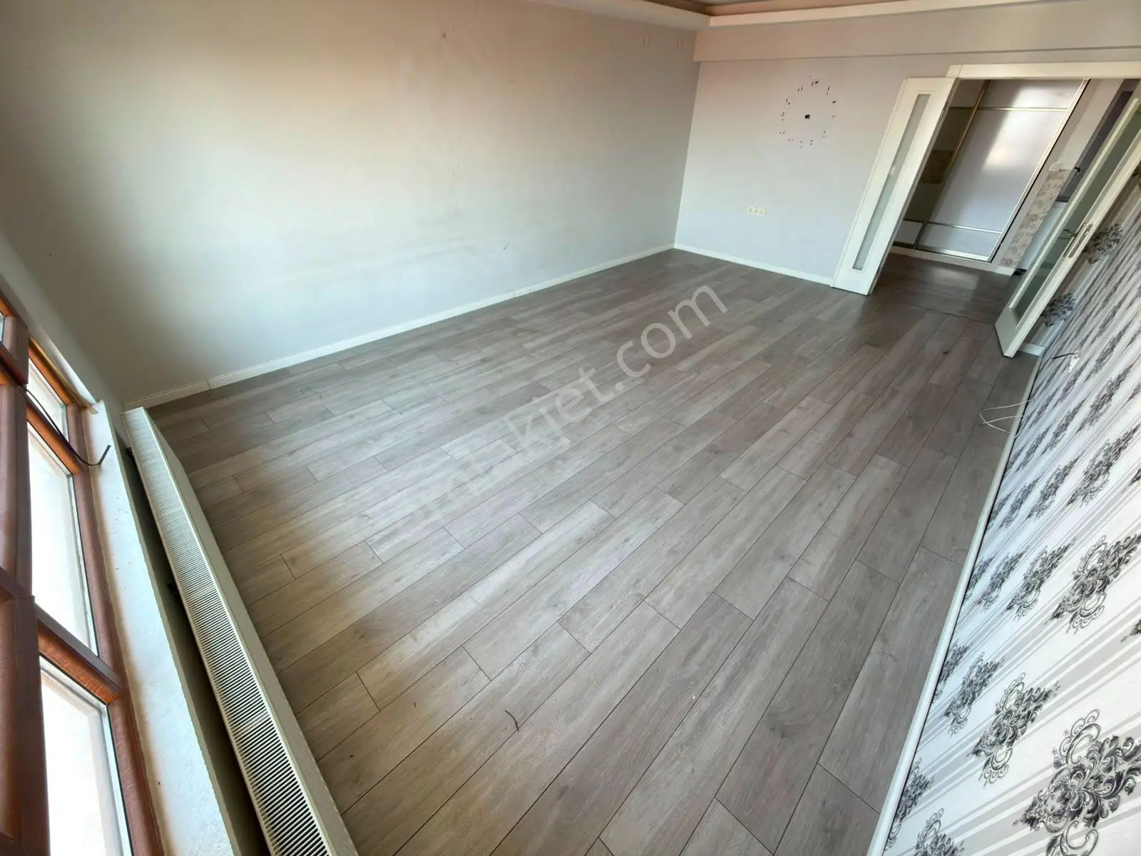 Kariyer'den Site İçinde Yüksek Katta Balkonlu Manzara 3+1 Daire — fotoğraf 16