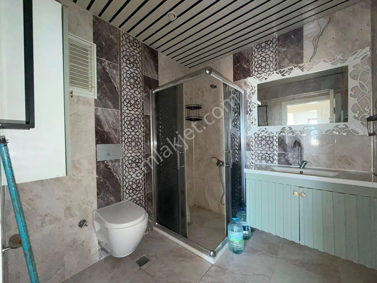 Kariyer'den Site İçinde Yüksek Katta Balkonlu Manzara 3+1 Daire — fotoğraf 36