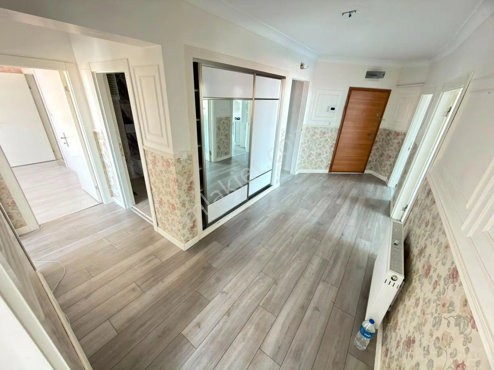 Kariyer'den Site İçinde Yüksek Katta Balkonlu Manzara 3+1 Daire — fotoğraf 40