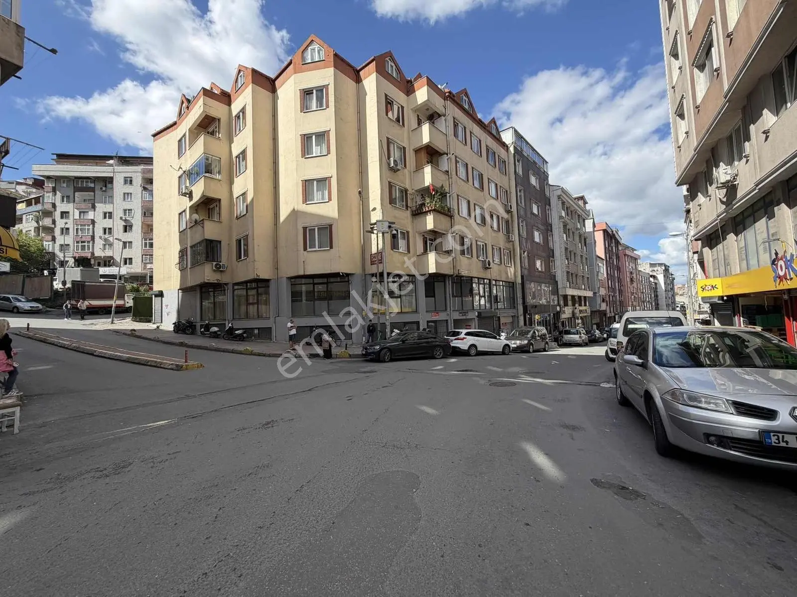 Cadde Yanı Yeni Bina 1.kat Eşyalı Temiz Ferah Lüks 1+1 Daire — fotoğraf 18