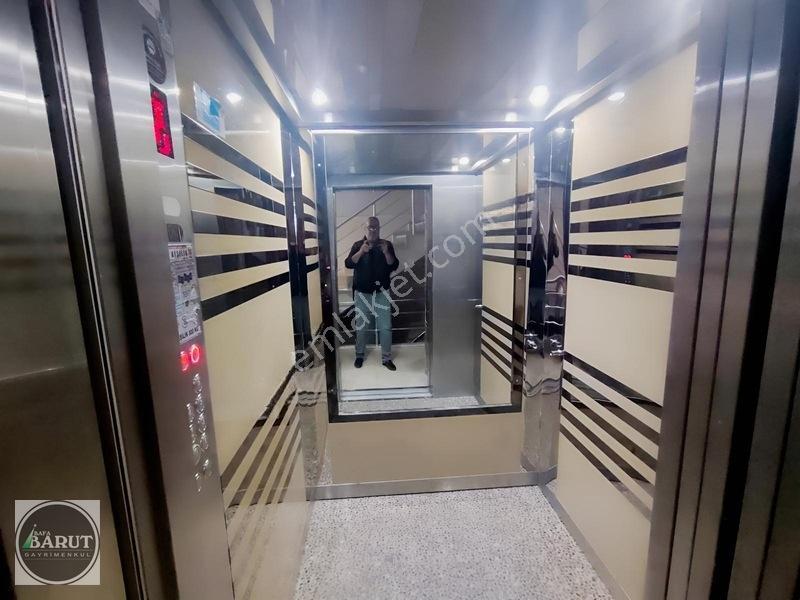 Baruttan İncirliova İstiklal'de Cadde Üzeri 3+1 Daire — fotoğraf 5