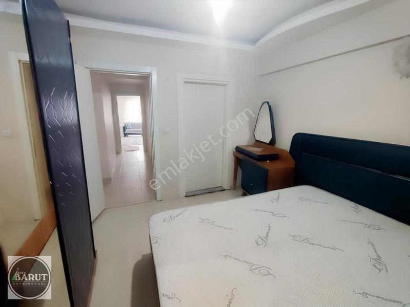 Baruttan İncirliova İstiklal'de Cadde Üzeri 3+1 Daire — fotoğraf 11