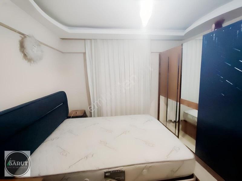 Baruttan İncirliova İstiklal'de Cadde Üzeri 3+1 Daire — fotoğraf 13