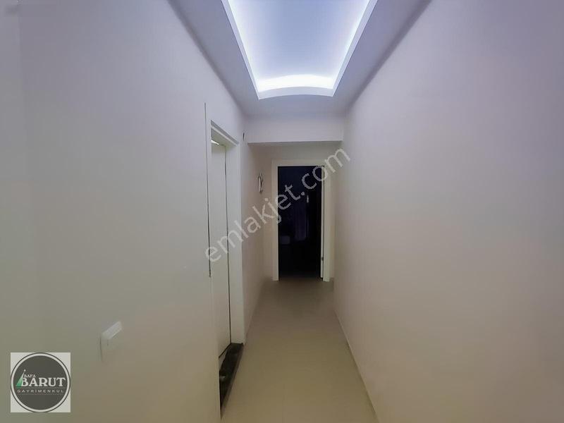 Baruttan İncirliova İstiklal'de Cadde Üzeri 3+1 Daire — fotoğraf 19