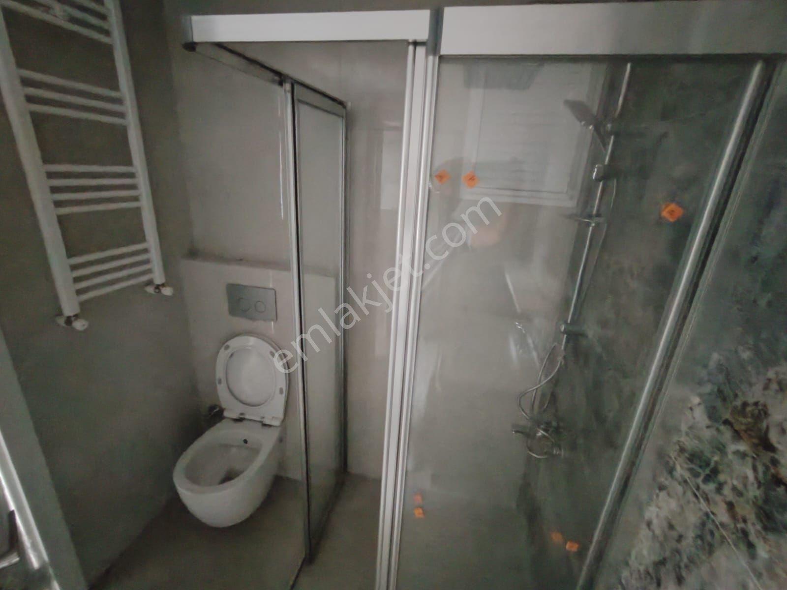 Kıyıboyu Blvr Üzeri Site İçi 2+1 Ç.bnyolu Geniş Oturumlu Satılık — fotoğraf 11