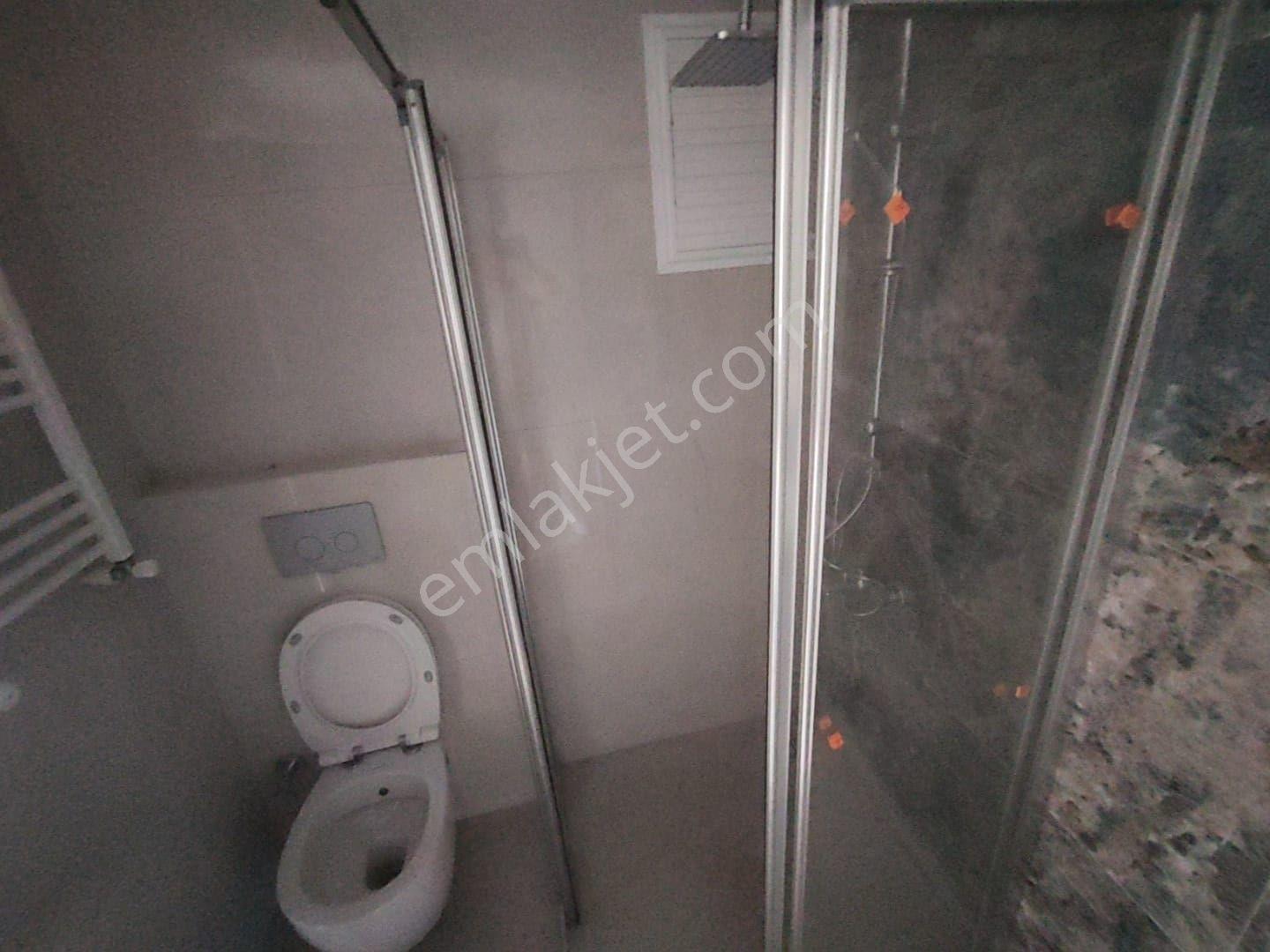 Kıyıboyu Blvr Üzeri Site İçi 2+1 Ç.bnyolu Geniş Oturumlu Satılık — fotoğraf 12
