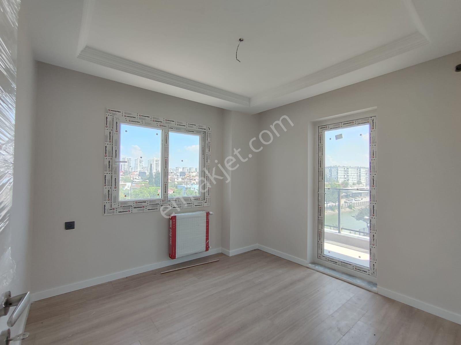Kıyıboyu Blvr Üzeri Site İçi 2+1 Ç.bnyolu Geniş Oturumlu Satılık — fotoğraf 13