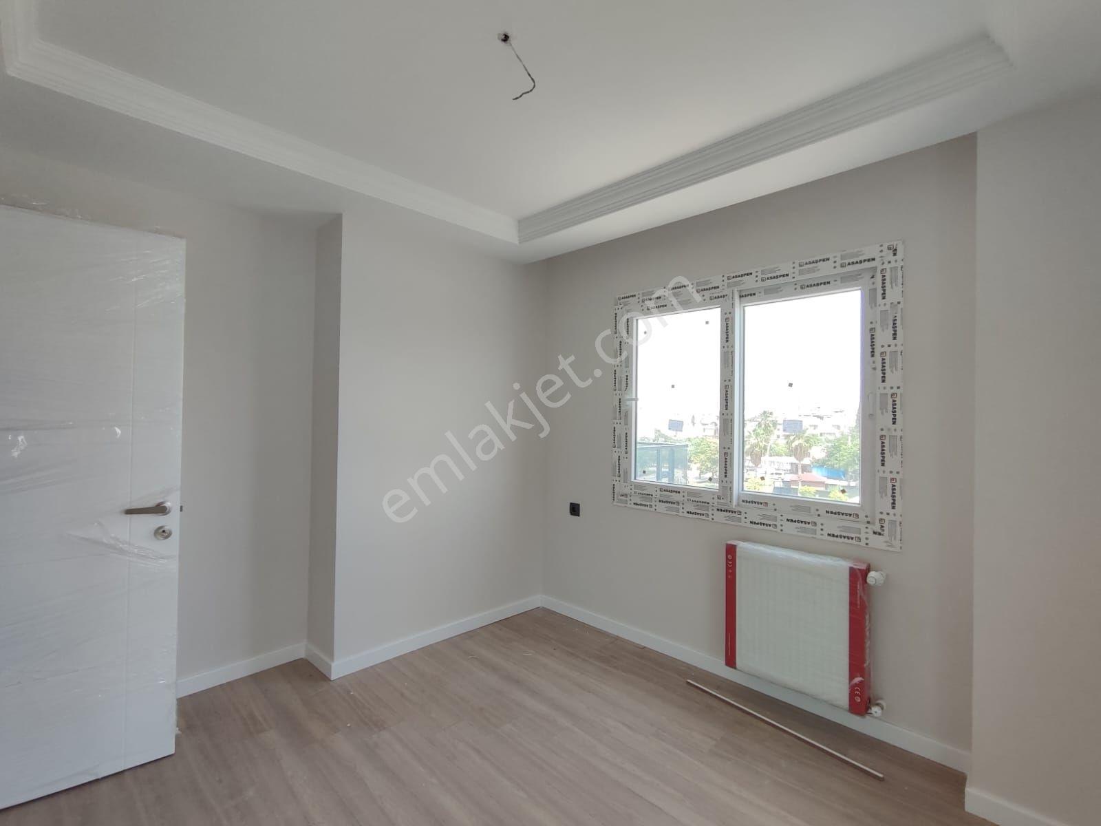 Kıyıboyu Blvr Üzeri Site İçi 2+1 Ç.bnyolu Geniş Oturumlu Satılık — fotoğraf 16