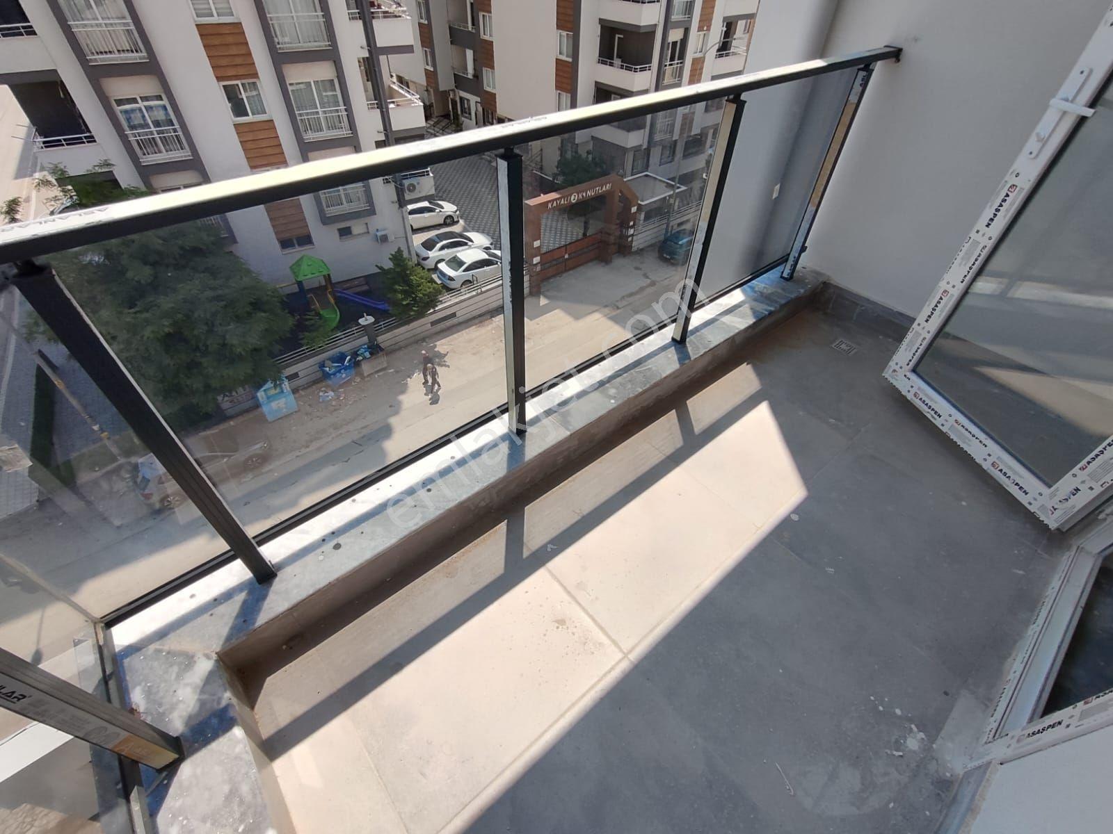 Kıyıboyu Blvr Üzeri Site İçi 2+1 Ç.bnyolu Geniş Oturumlu Satılık — fotoğraf 35
