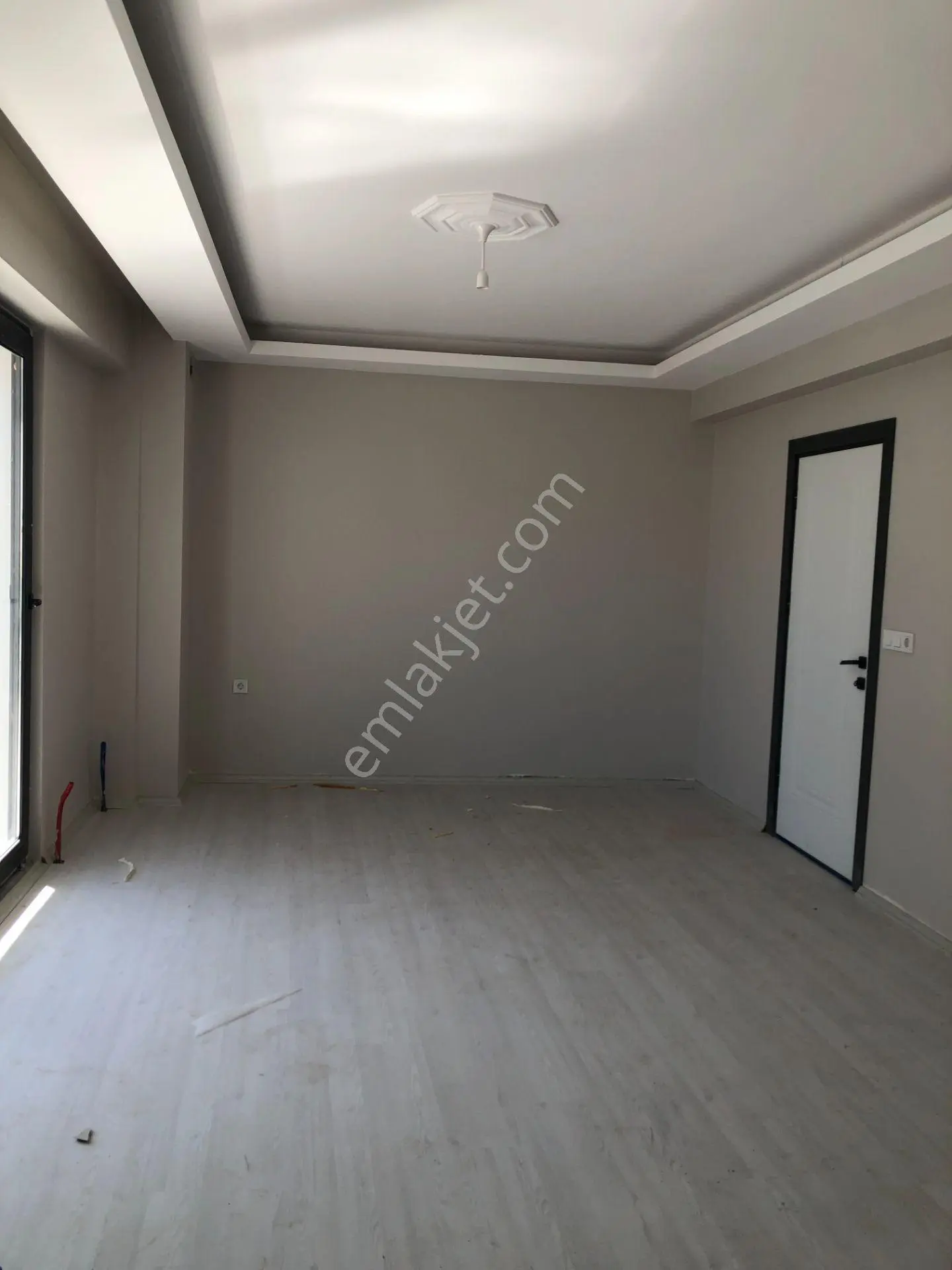 Şarköy De Işık Emlaktan Camikebir Mah De 2+1 98 M2 Daire — fotoğraf 9