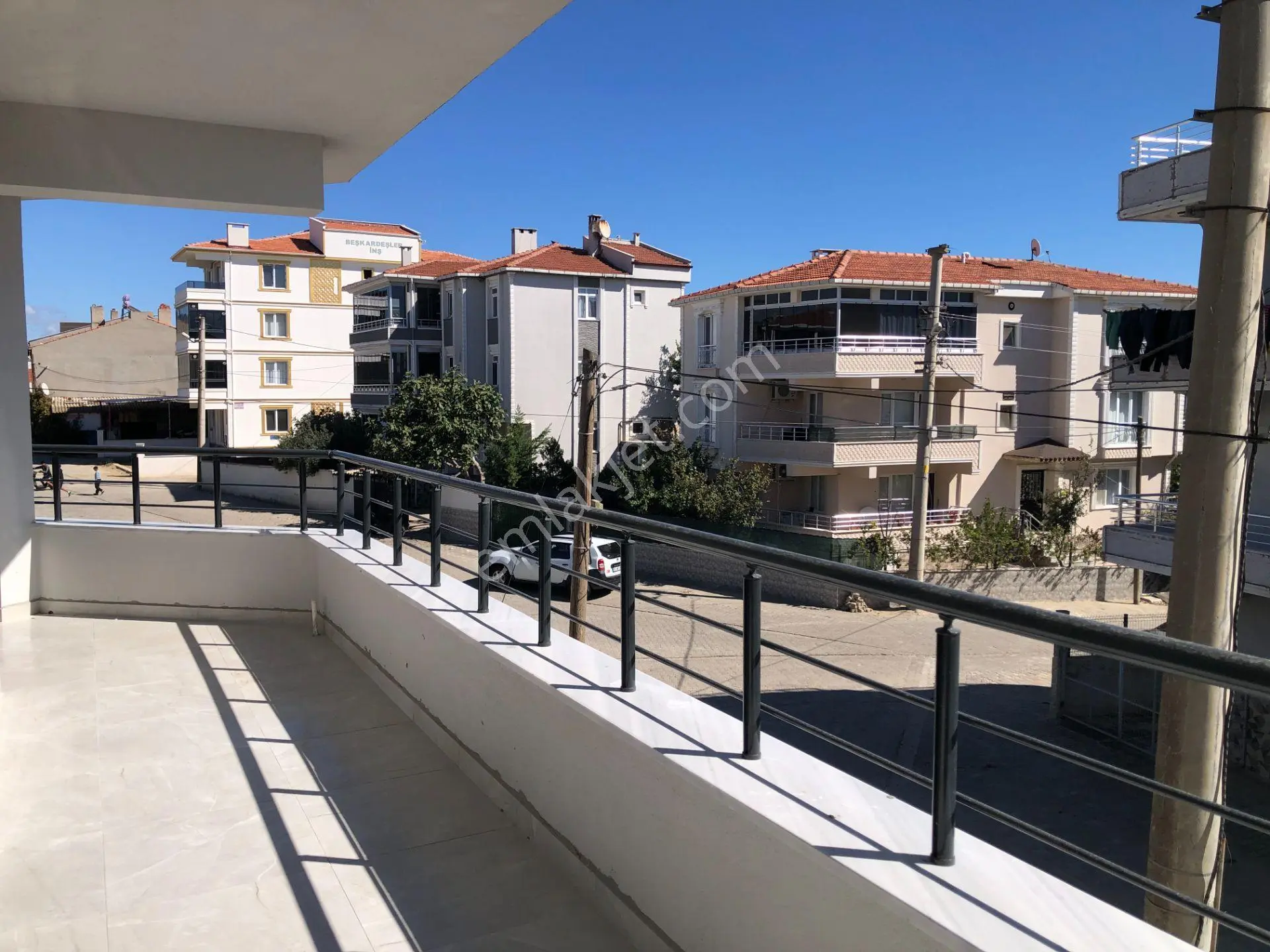 Şarköy De Işık Emlaktan Camikebir Mah De 2+1 98 M2 Daire — fotoğraf 24