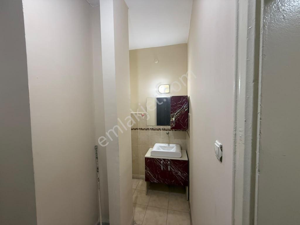 Ergünden Kültürde Cadde Üzeri Satılık Yapılı 3+1 Daire — fotoğraf 15