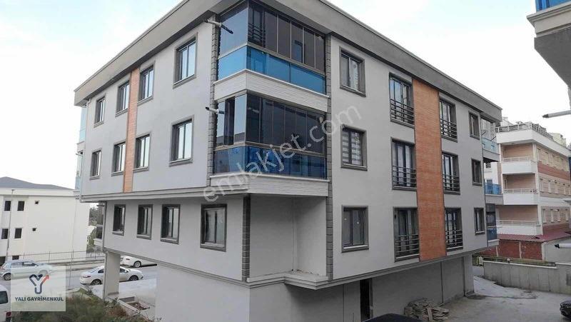 Yalı Gayrimenkul|Esenevler 'De Merkezi Lokasyon'Da Fırsat 2+1
