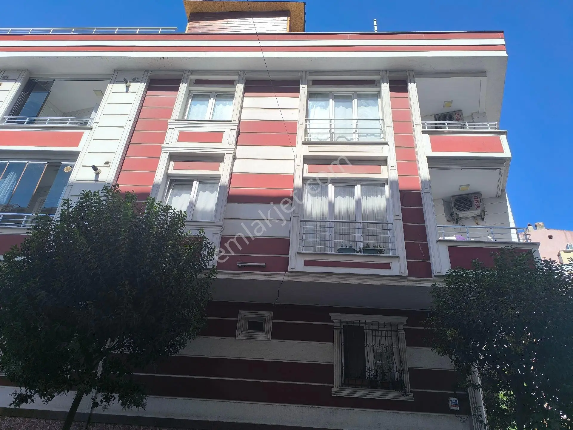 Eviza Konaklarına Yakın 2+1 100m2 Lüx Daire-serhat Emlak — fotoğraf 21