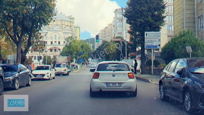 Nesrin Emlak'Tan Cadde Üzeri Yatırımlık Dönüşümde Büyüyecek
