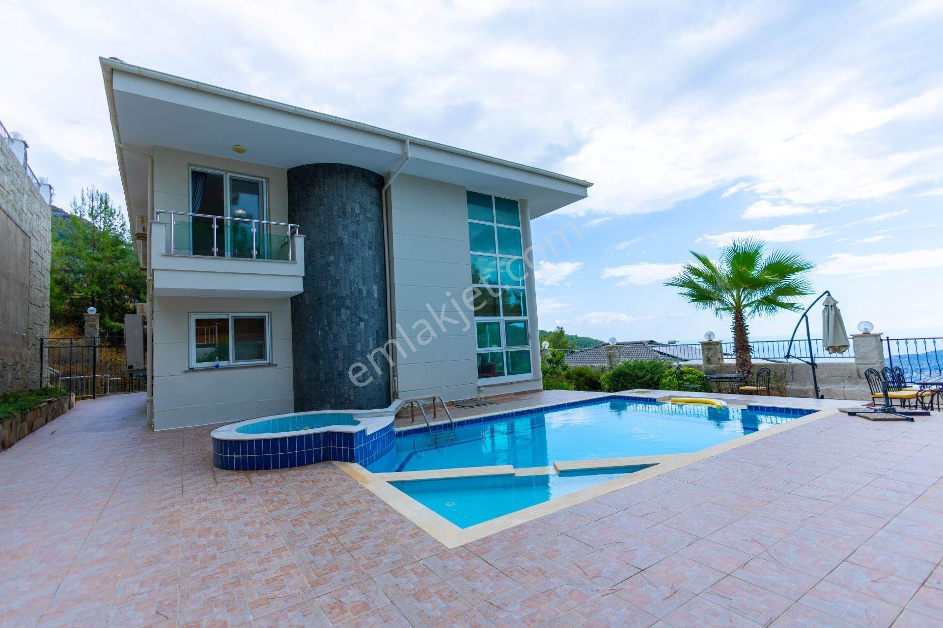 Alanya Tepe’de Panoramik Deniz Manzaralı Özel Havuzlu Lüks 4+1 Müstakil Villa — fotoğraf 2