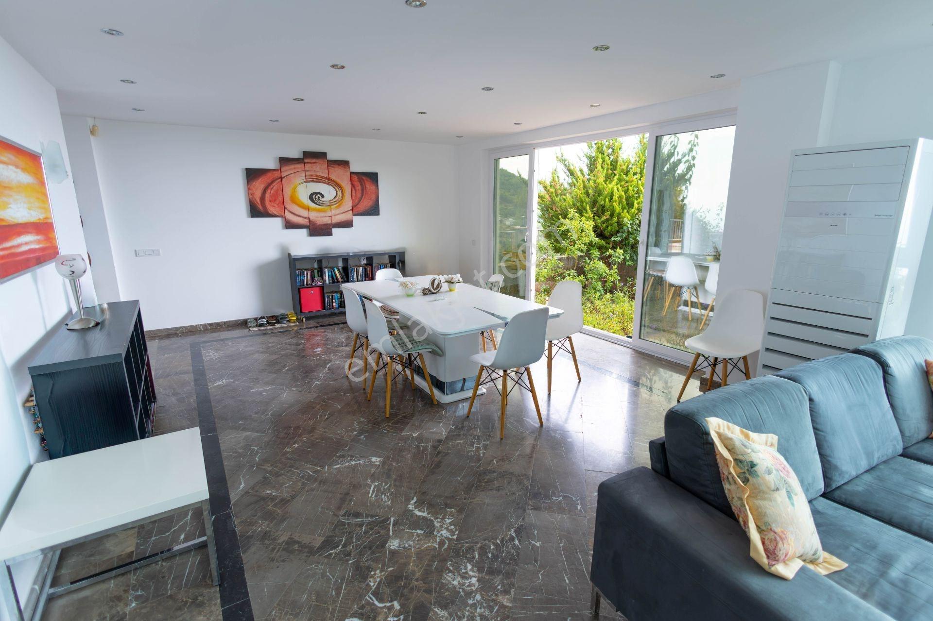 Alanya Tepe’de Panoramik Deniz Manzaralı Özel Havuzlu Lüks 4+1 Müstakil Villa — fotoğraf 5